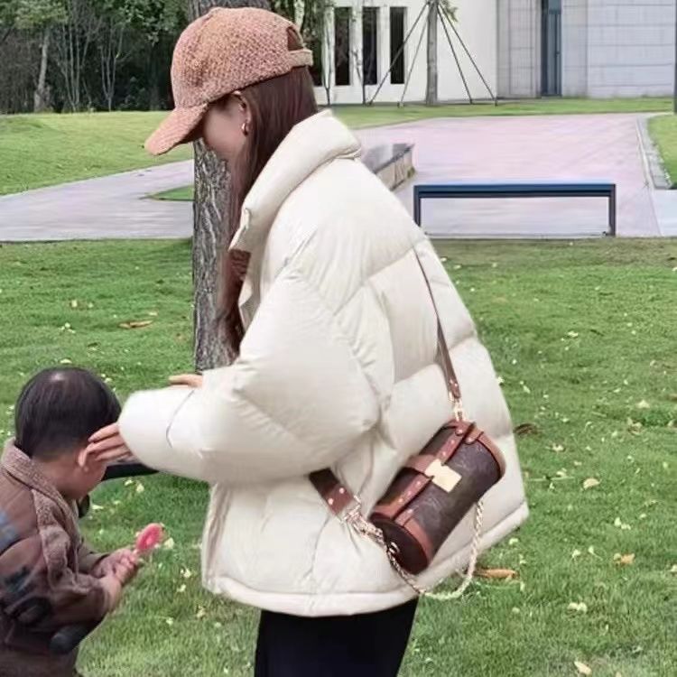 波司断码冬季羽绒服双11特卖短款羽绒羽绒服女韩版面包服宽松加厚