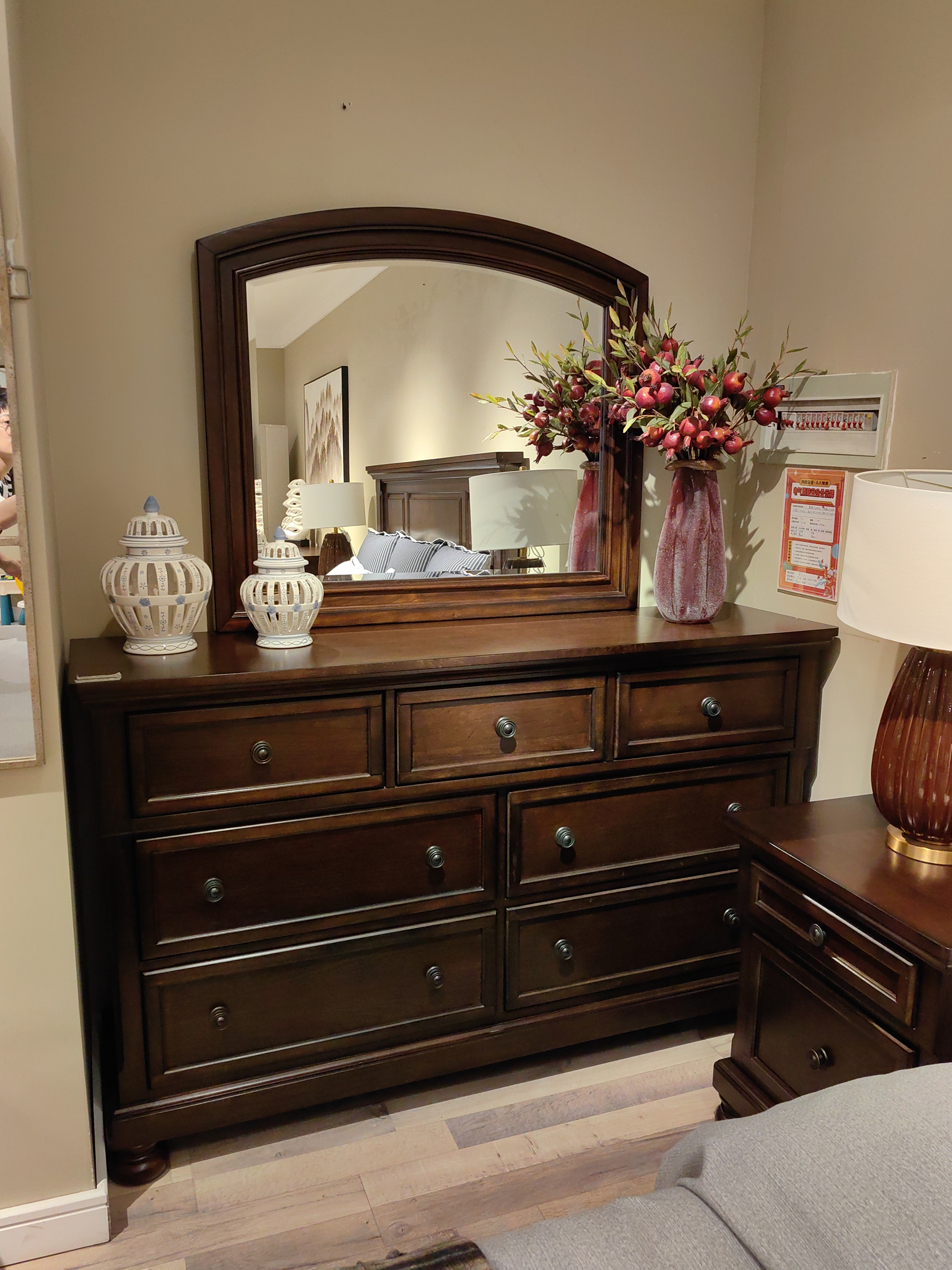 A gallery 5697梳妆柜美式玄关复古