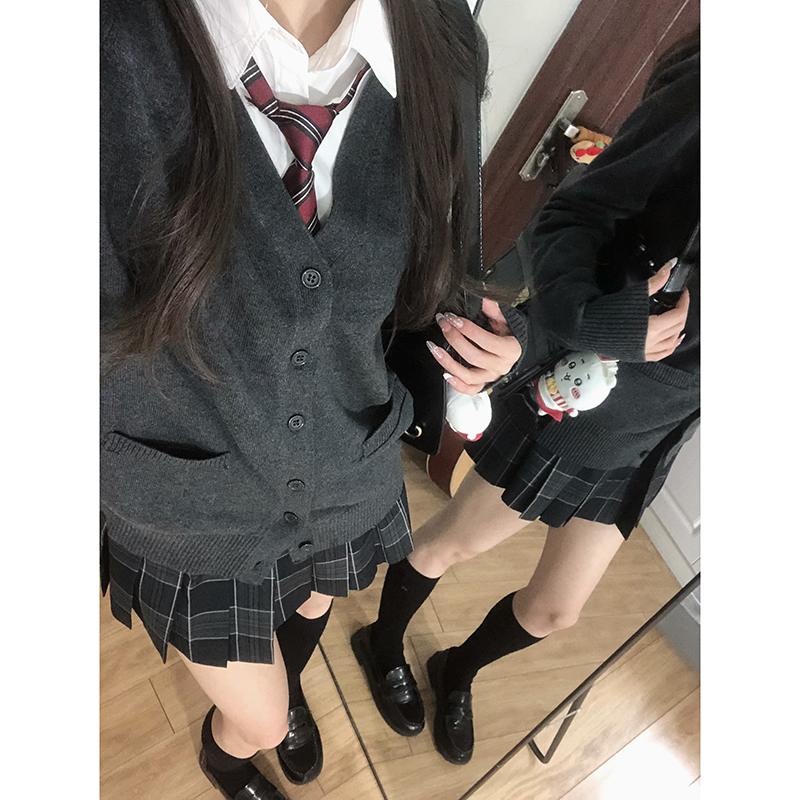 山茶与猫jk毛衣灰色针织开衫外套女春秋外搭学院风制服上衣针织衫