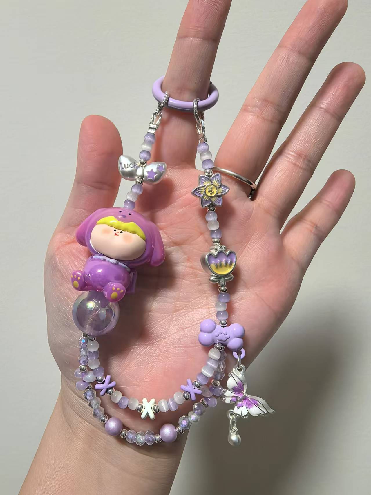 【可以直接拍 非偏1单飞偏远两单飞】阿玛莉莉丝电镀葡萄小狗手机链