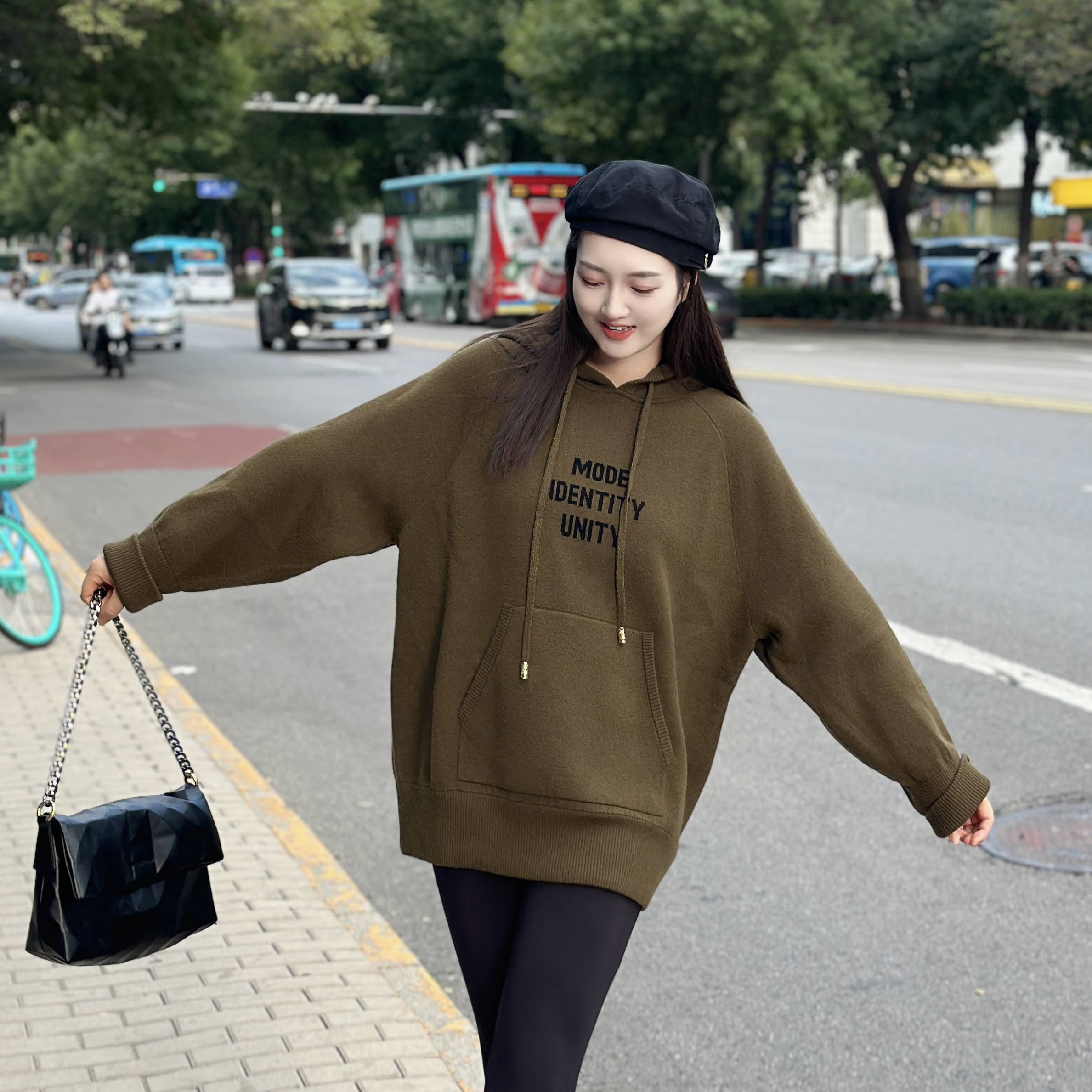 【北京阿玛施】5399646新款秋冬时尚百搭减龄连帽针织卫衣宽松字母