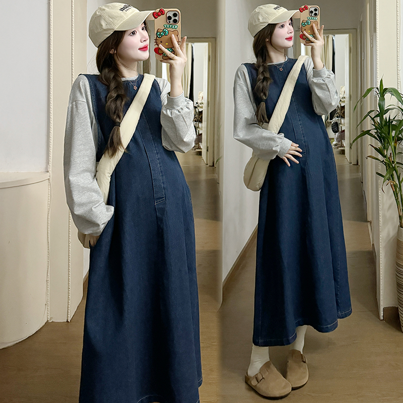 孕妇套装2024春季新品纯棉卫衣+韩版牛仔背带裙时尚显瘦时尚套装