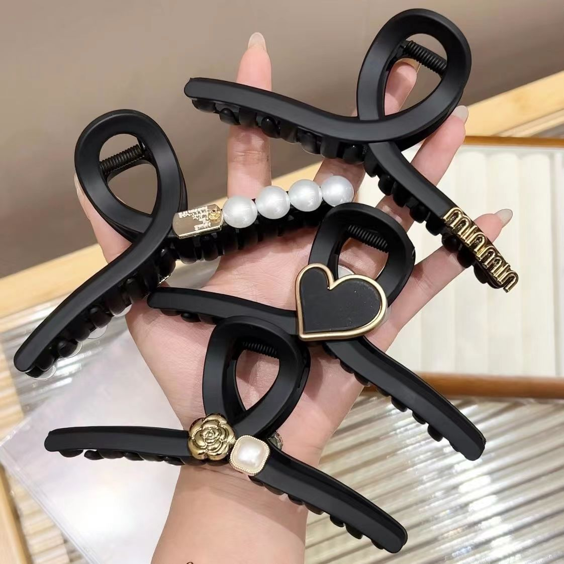 4个装大号黑色磨砂抓夹女新款盘发鲨鱼夹LP