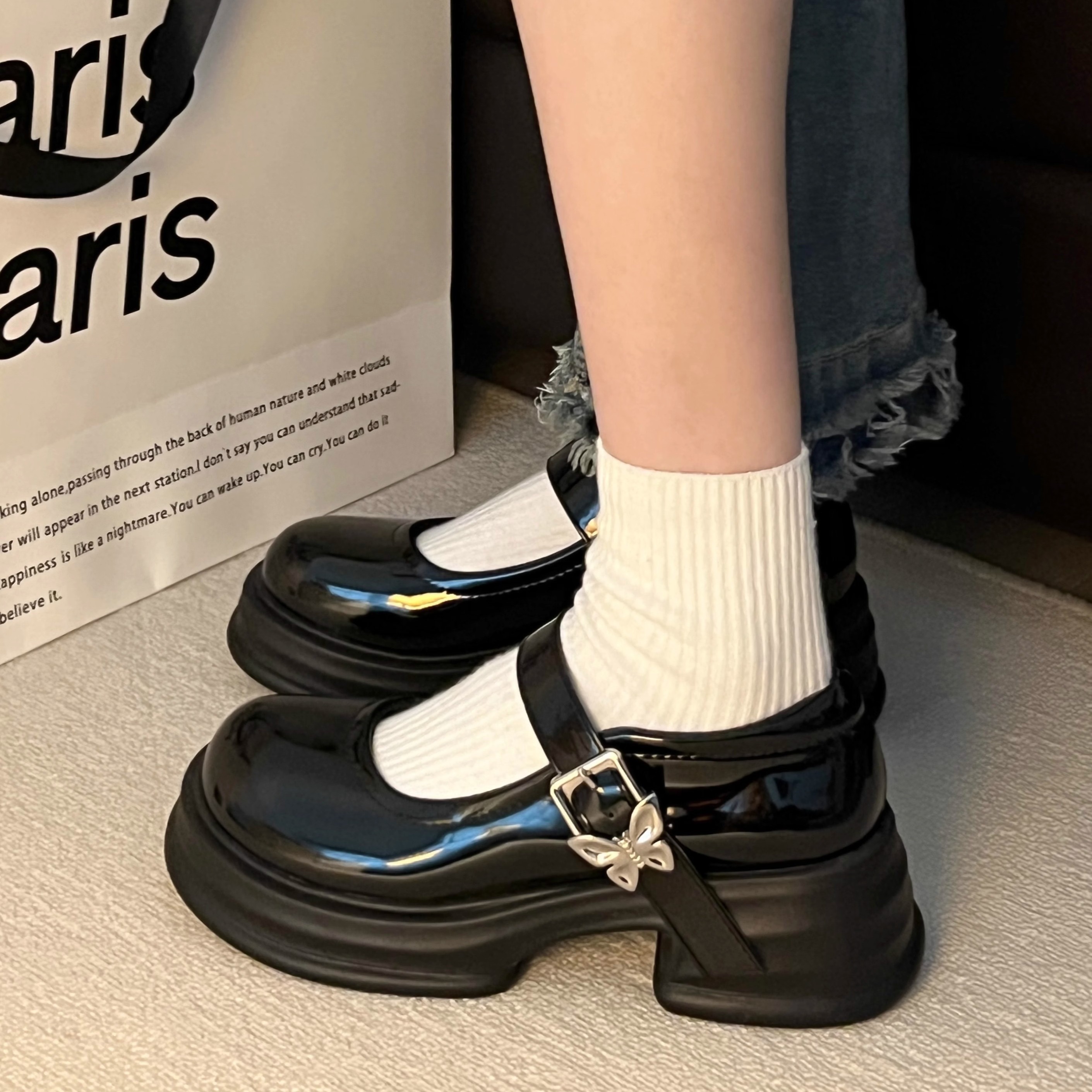 法式高跟玛丽珍鞋女复古配裙子一字扣百搭蝴蝶结厚底粗跟小皮鞋子
