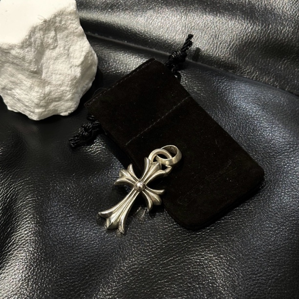 全新未使用 Chrome Hearts/克罗心 只盒/爆款中号水滴十字架吊坠