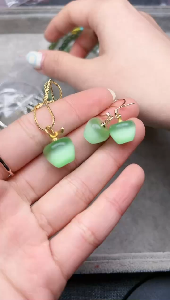【闪购商品】锆石耳钩未镶嵌多样性发拍一发一