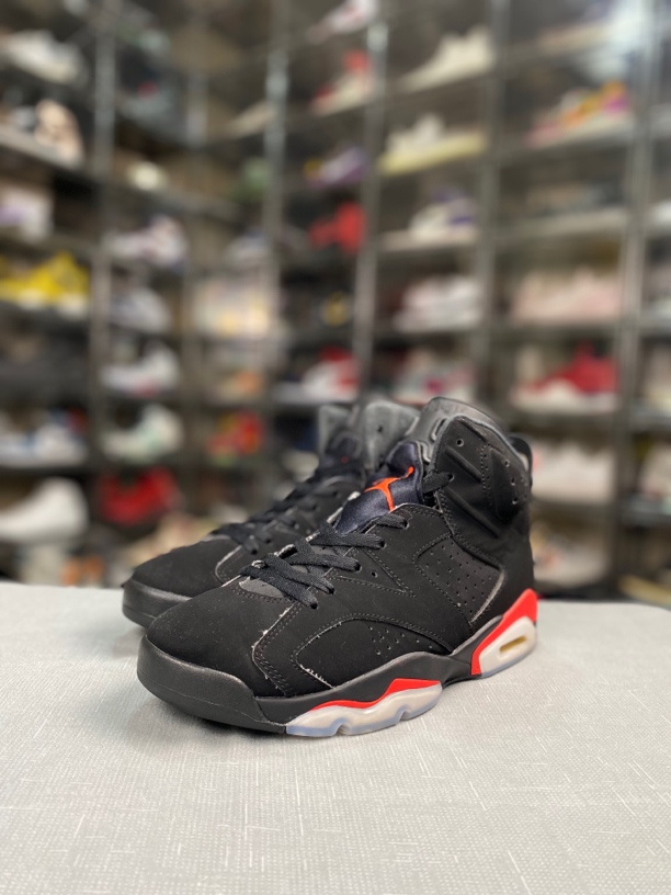 aj6黑红/42/原盒/已精洗/全新参考价1641