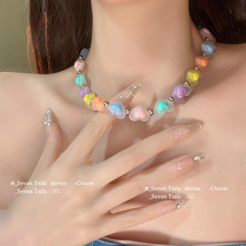 非金属亚克力项链 多巴胺彩色学生彩色女款网红爱心弹力时尚锁骨