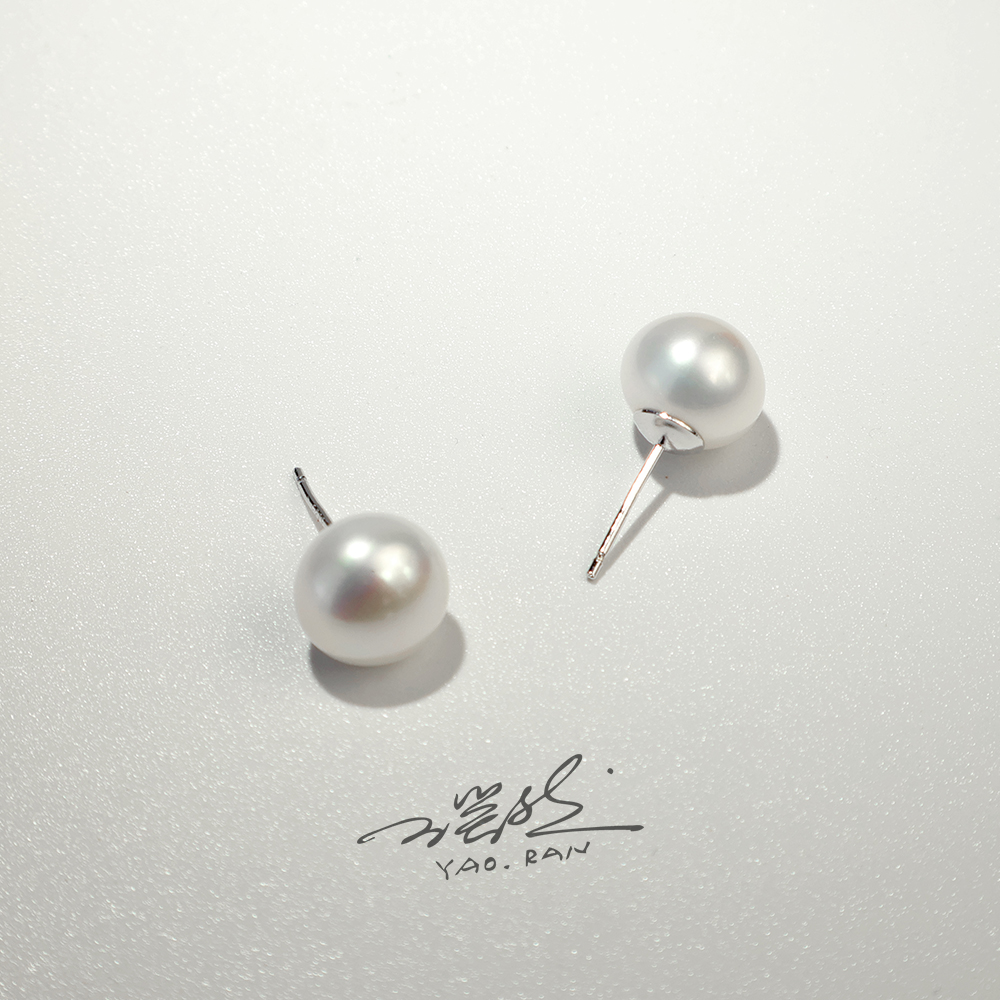 极光冷白光无核淡水珍珠耳钉9-10mm近圆耳饰气质经典款简约百搭