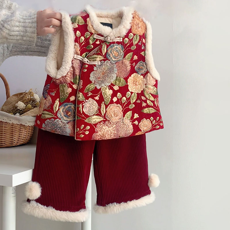 女童新中式夹棉马甲2025秋冬女宝宝周岁拜年服儿童中国风唐装背心