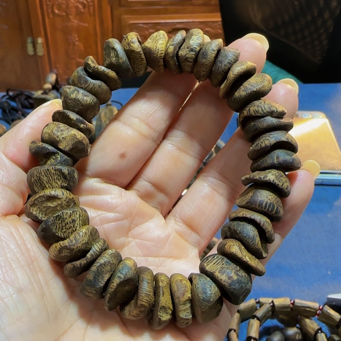 【闪购商品】沉香手串鑫***麻白奇乌身瘤疤22.7克多样性发
