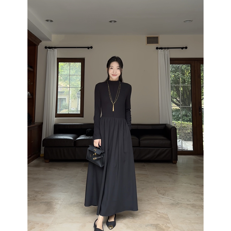 郭九九呢 简约百搭显瘦德绒加绒打底长袖小黑裙连衣裙G923A03775