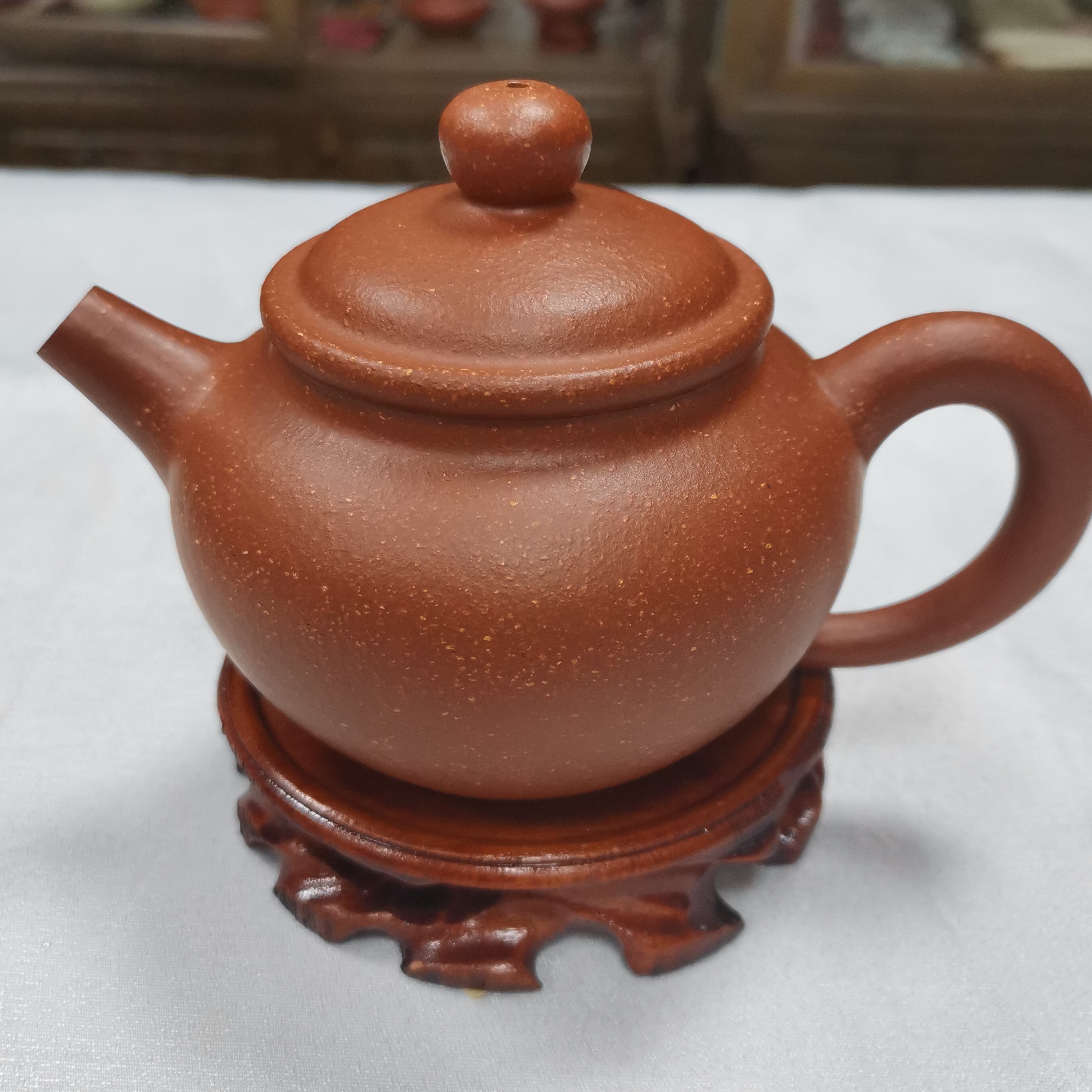 宜兴紫砂壶《古拙壶》二十四目粗砂红降坡泥，容量：260cc