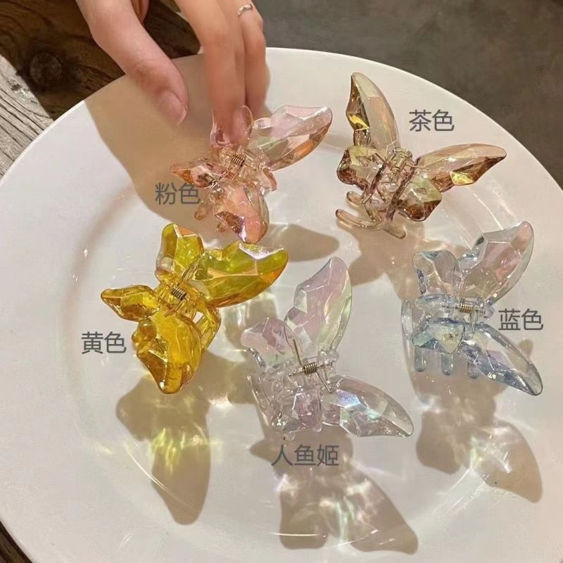新款水晶蝴蝶发夹透明鲨鱼夹抓夹女发饰蓝色粉色黄色人鱼姬头饰