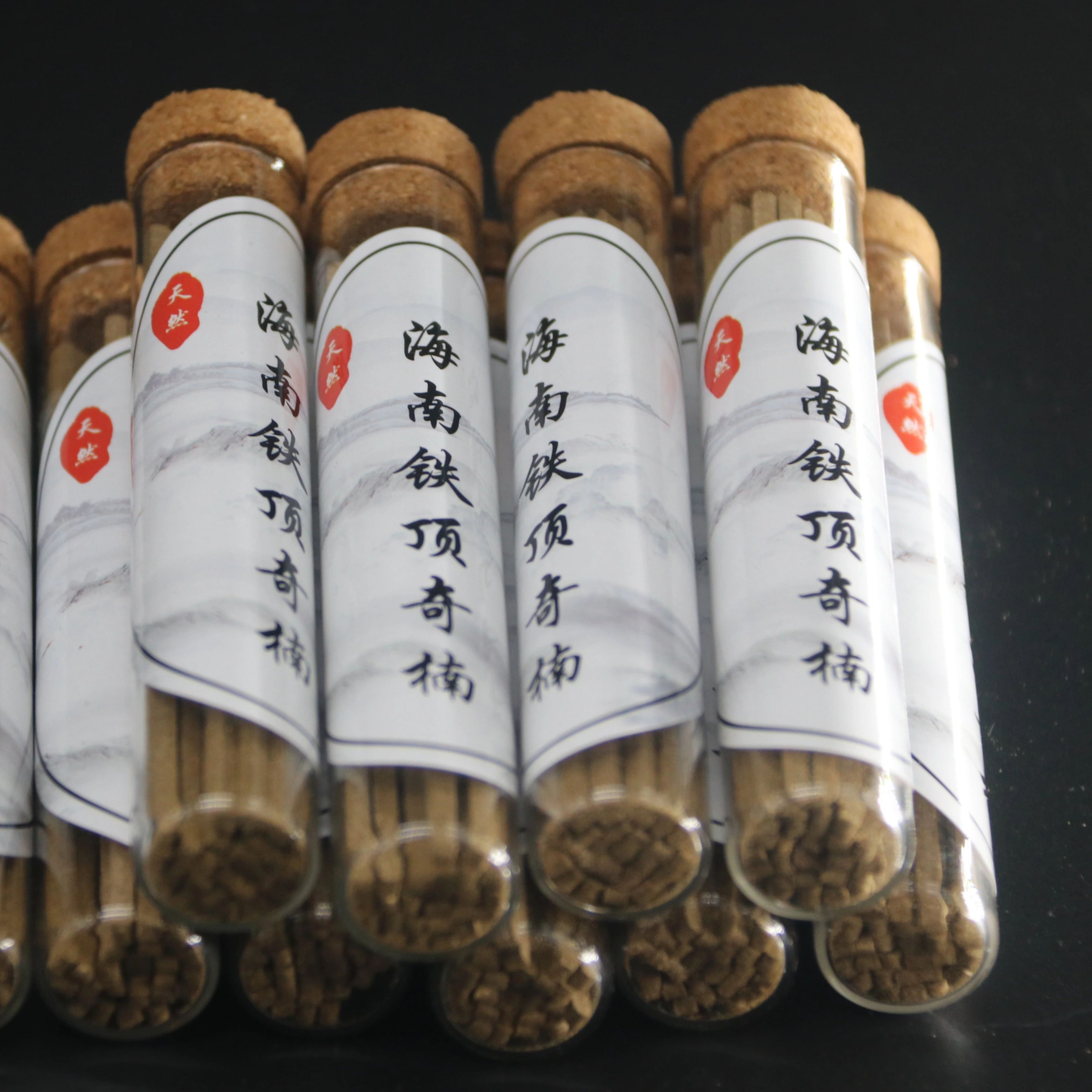 海南铁顶奇楠无粘粉方条香一管10克装