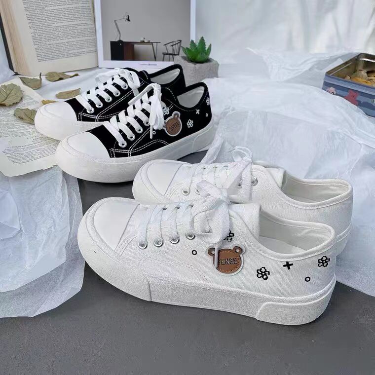 时尚百搭小熊大头鞋