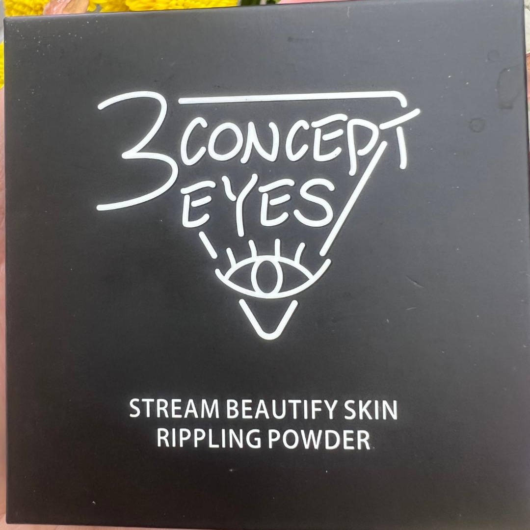  第3眼 3 CONCEPT EYES 流光美肌水漾粉饼