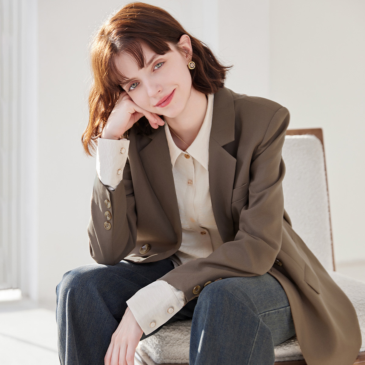 秋季女式西装外套纯色百搭气质高级感通勤休闲外套女NW337306