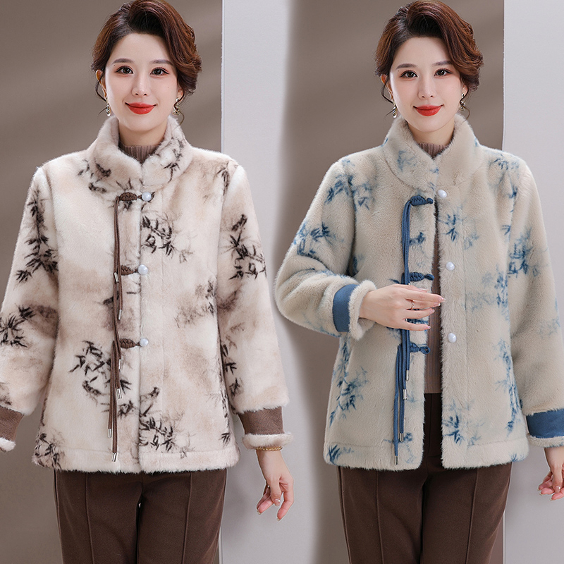 妈妈水貂绒冬装外套新款加厚保暖大衣女生冬季皮毛一体上衣50岁60