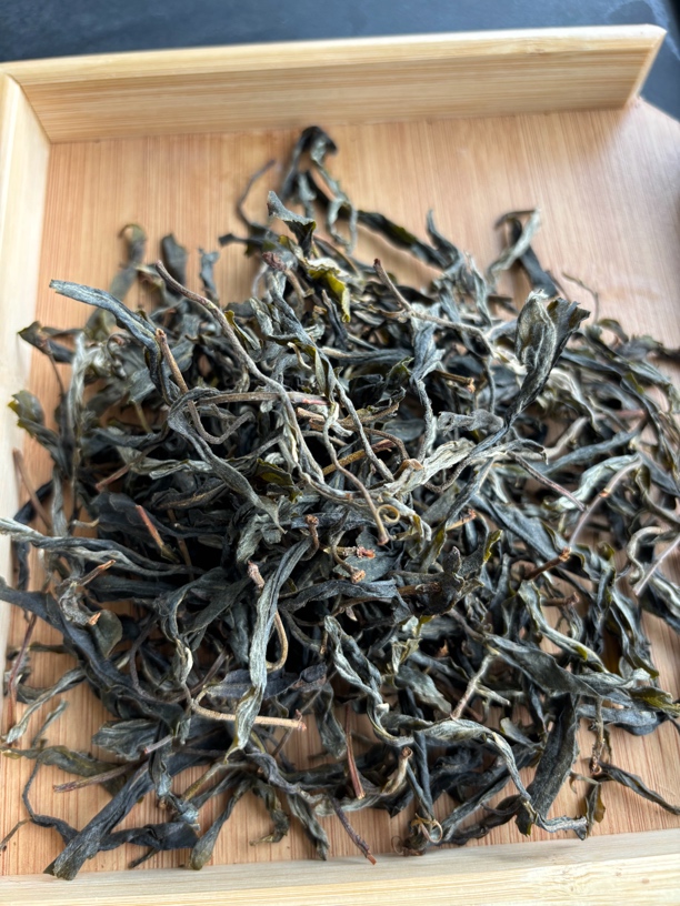 永德平掌古茶园，大叶种古树茶，回甘生津快，层次感强，喉韵足