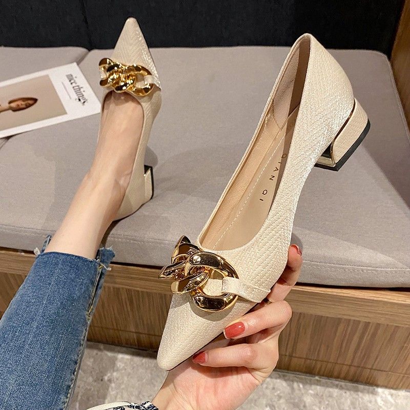 大码粗跟尖头单鞋女舒适百搭浅口鞋2023春季新款一脚蹬软底瓢鞋子