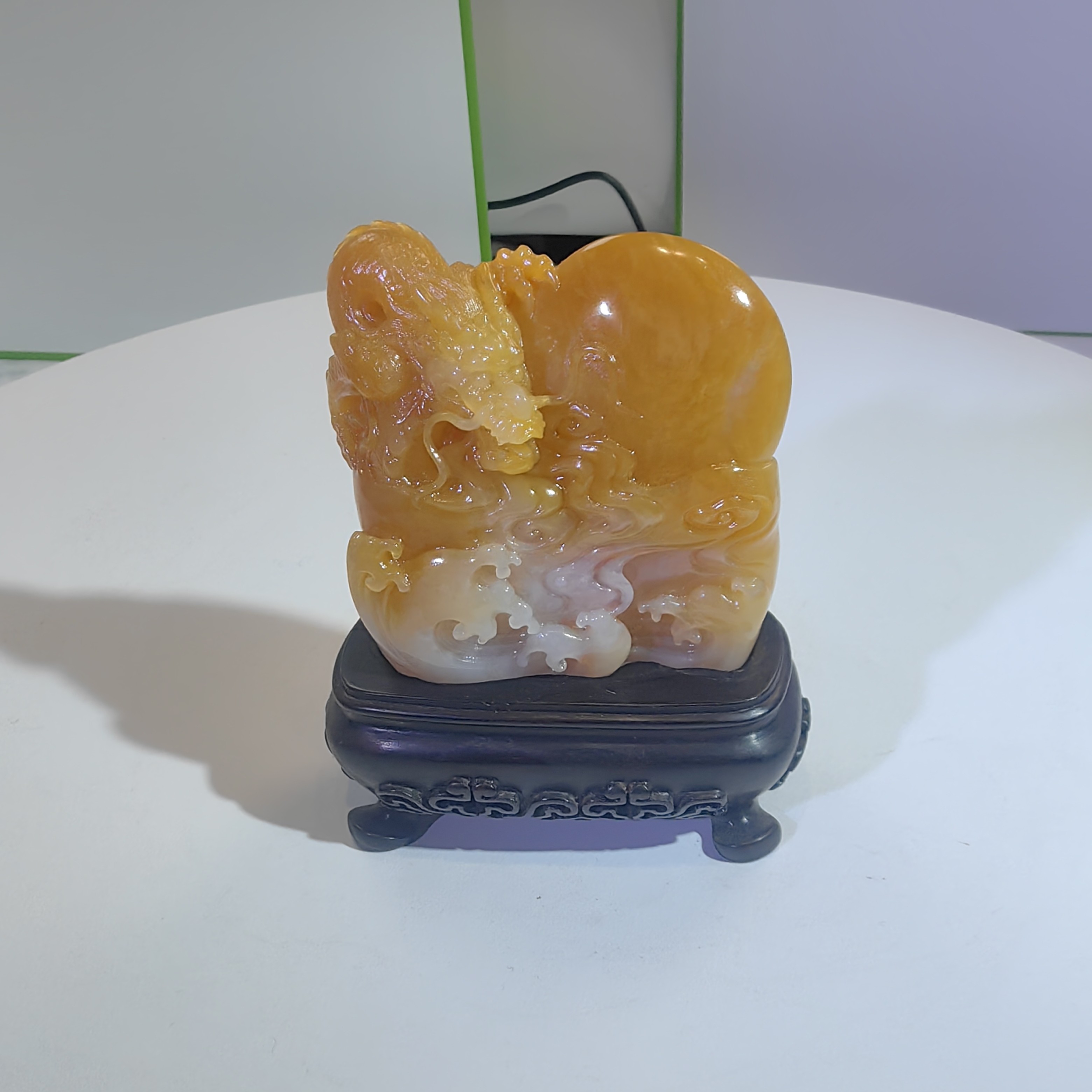 寿山石善伯冻石（黄冻善伯与田黄比美）手工精致雕刻龙与旭日东升