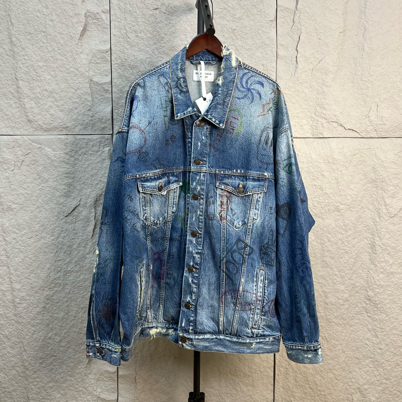 99新 Balenciaga/巴黎世家 涂鸦手绘破坏牛仔外套 3码 ys000210