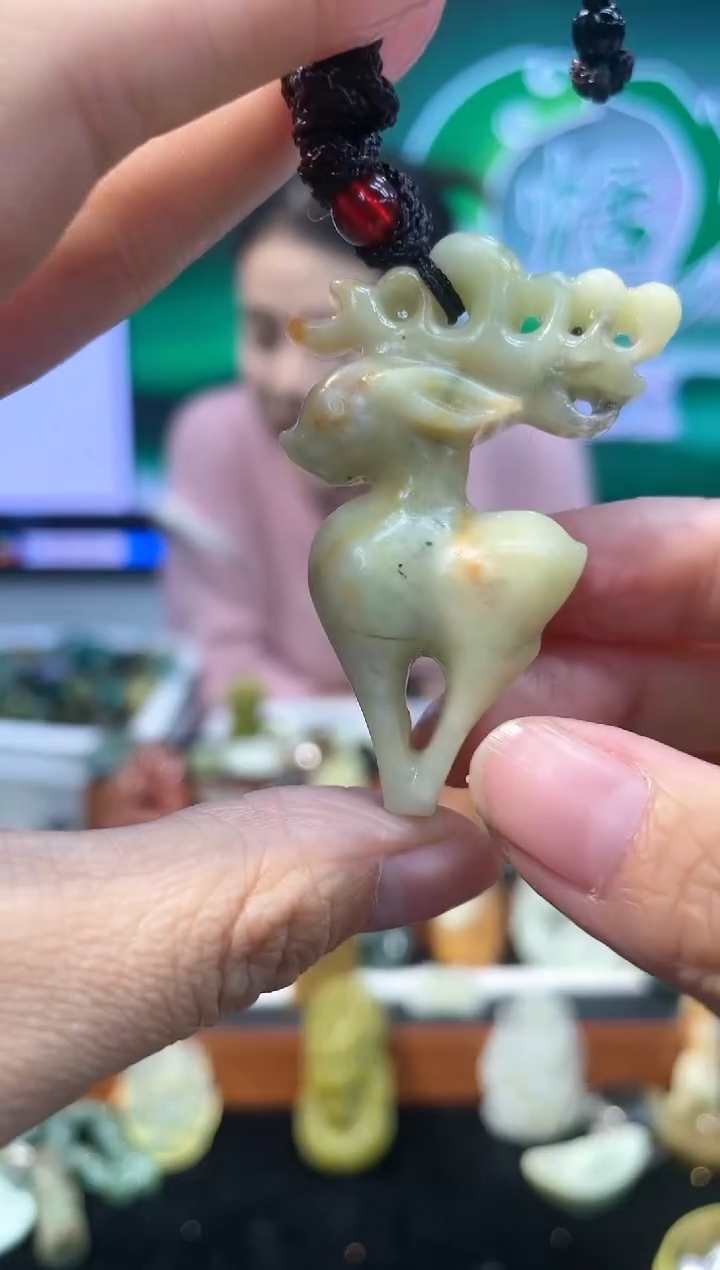 【闪购商品】岫玉吊坠未镶嵌·