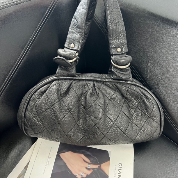 95新 Chanel/香奈儿 捐金沉珠/  保龄球手提包黑色