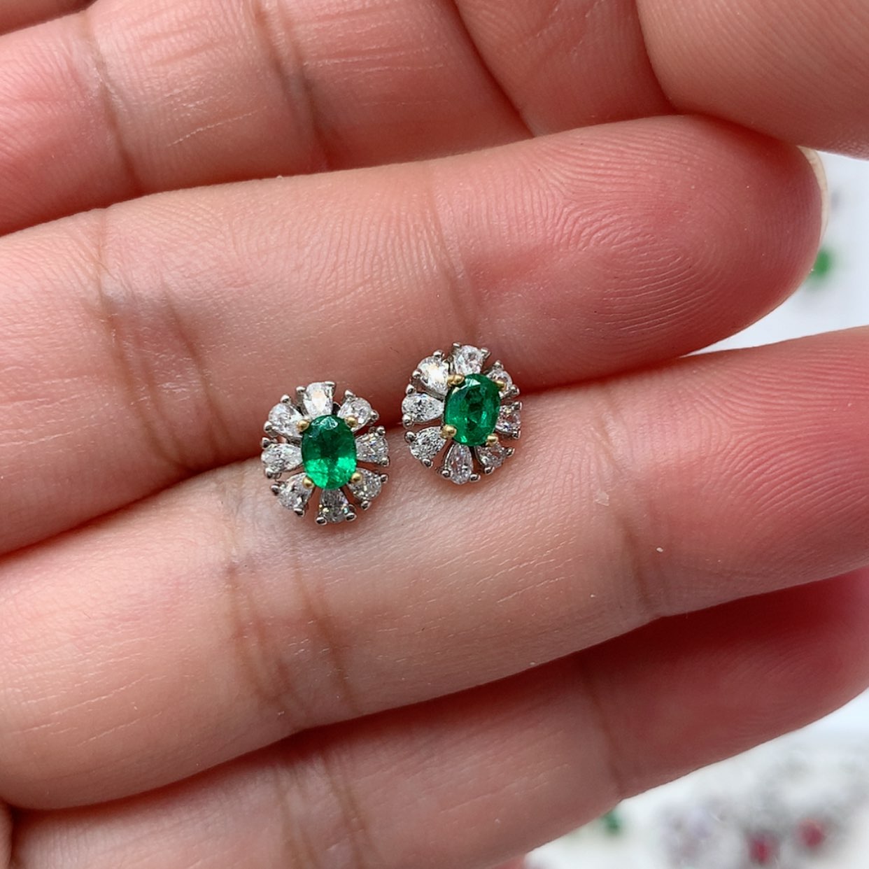 【闪购商品】祖母绿耳钉银S925镶嵌夏*