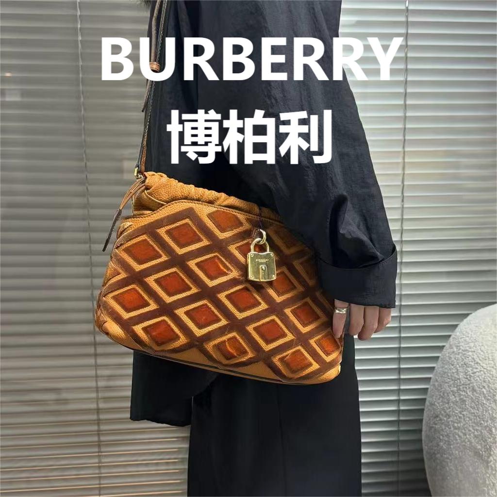 95新 BURBERRY/博柏利 棕色菱格纹抽绳包/甜甜精选/55776