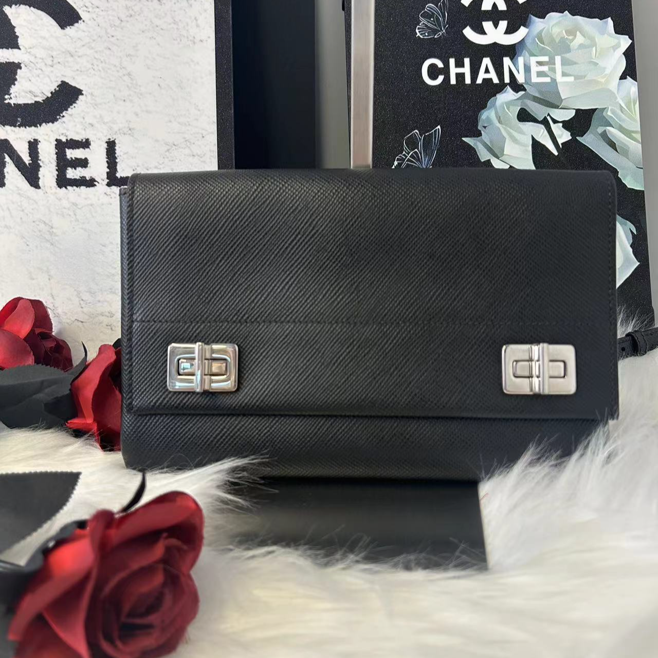 95新 Prada/普拉达 安则/25950