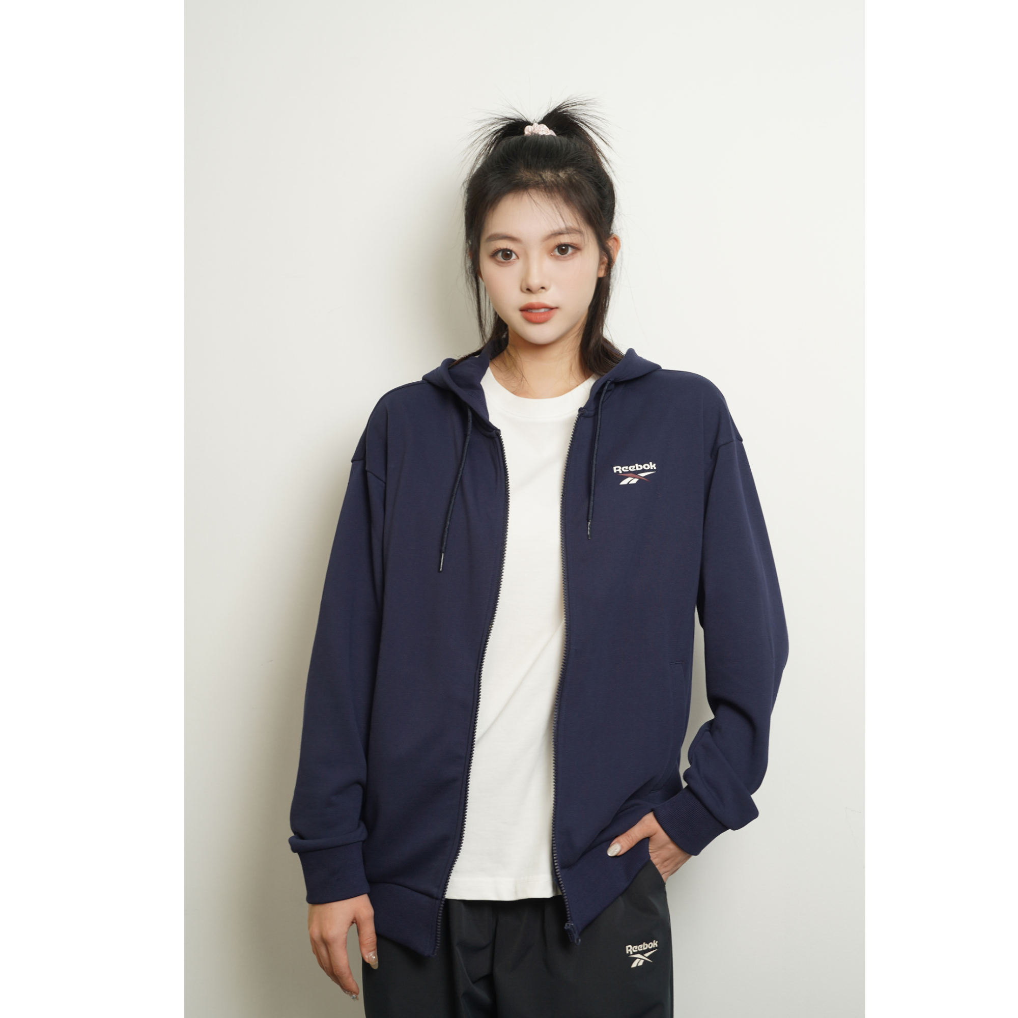 Reebok锐步官方24秋新款休闲时尚舒适男女针织连帽卫衣 24FRE101U