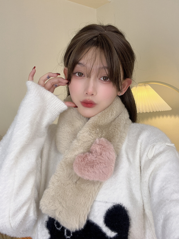 秋冬季新款学生网红百搭交叉毛毛绒围巾女韩国仿兔毛保暖护颈围脖