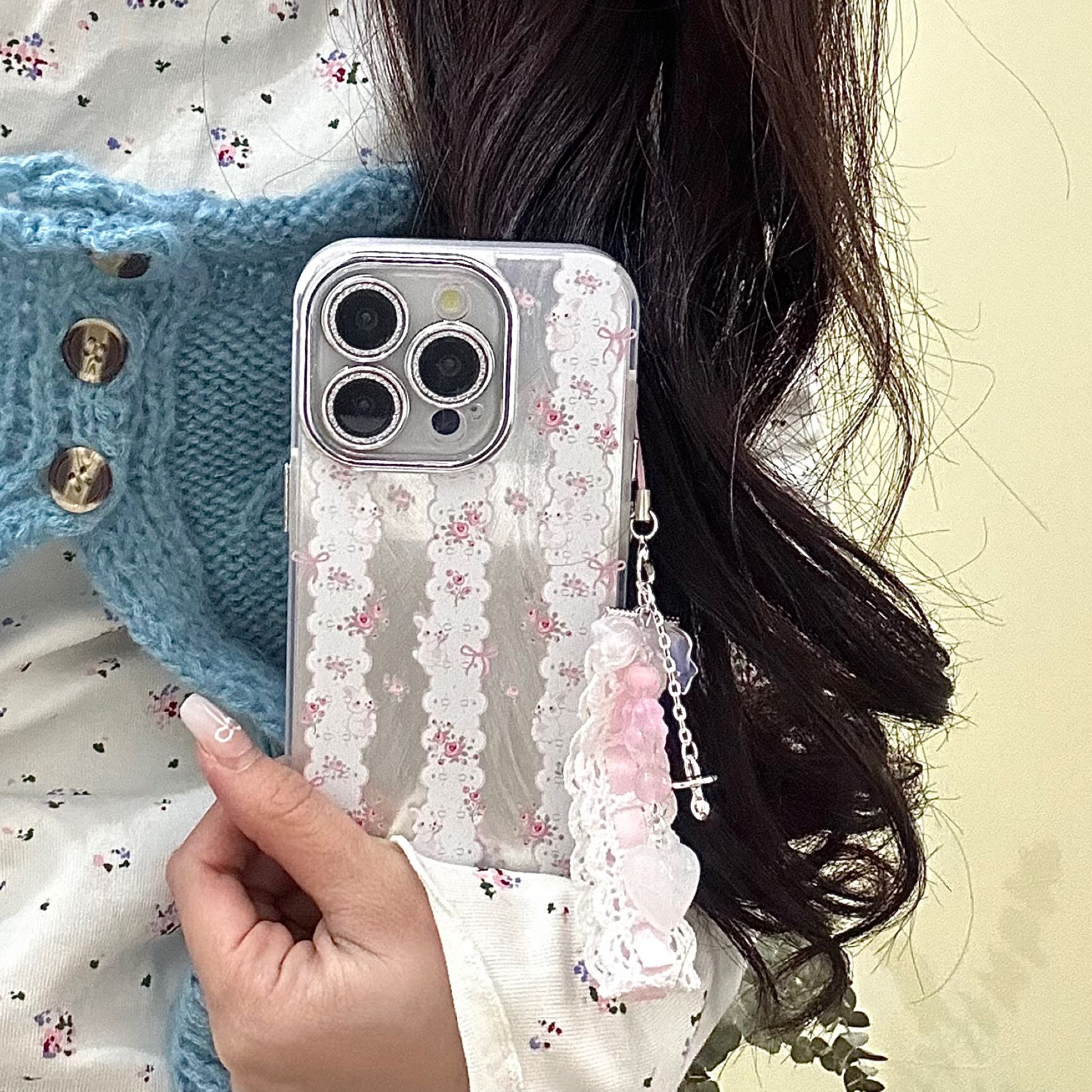适用苹果系列iPhone15新款手机壳少女全包羽纱条纹小众碎花小兔