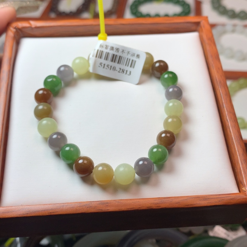 【闪购商品】和田玉手串未镶嵌卡8