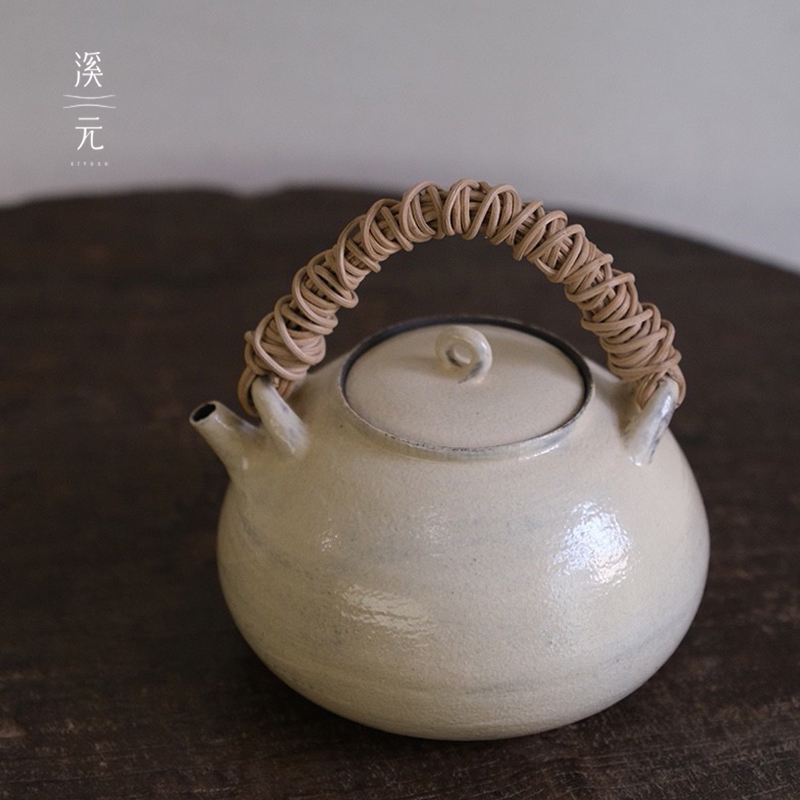 【溪元茶事】藤编提梁壶粉引开片茶养景德镇手工陶瓷泡茶壶550ml
