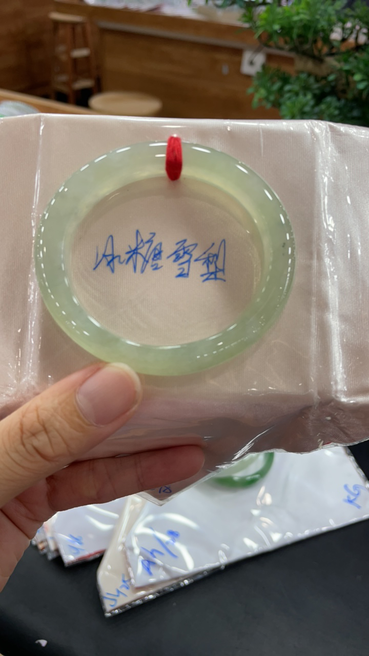 缅甸天然翡翠A货