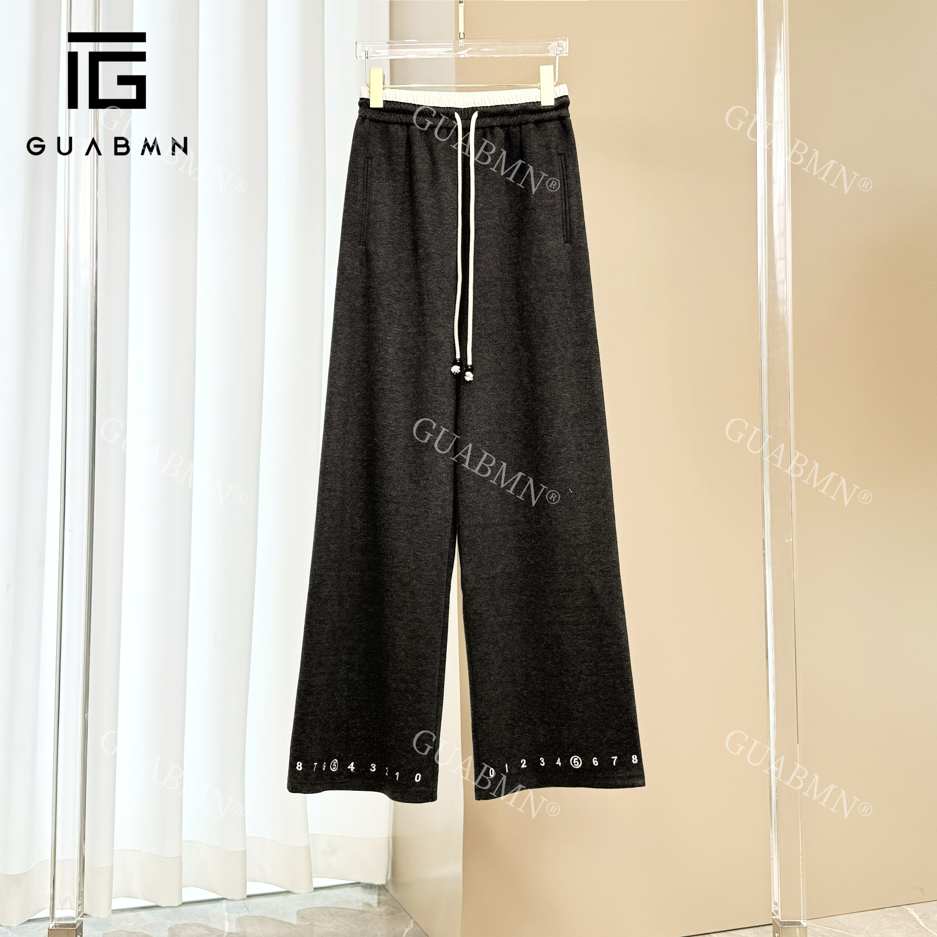 GUABMN2024秋季抽绳数字绣花松紧腰加绒直筒休闲裤3735