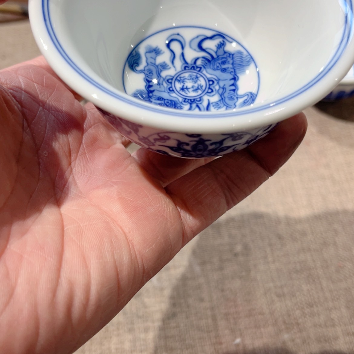 【闪购商品】景德镇陶瓷嗨**猩