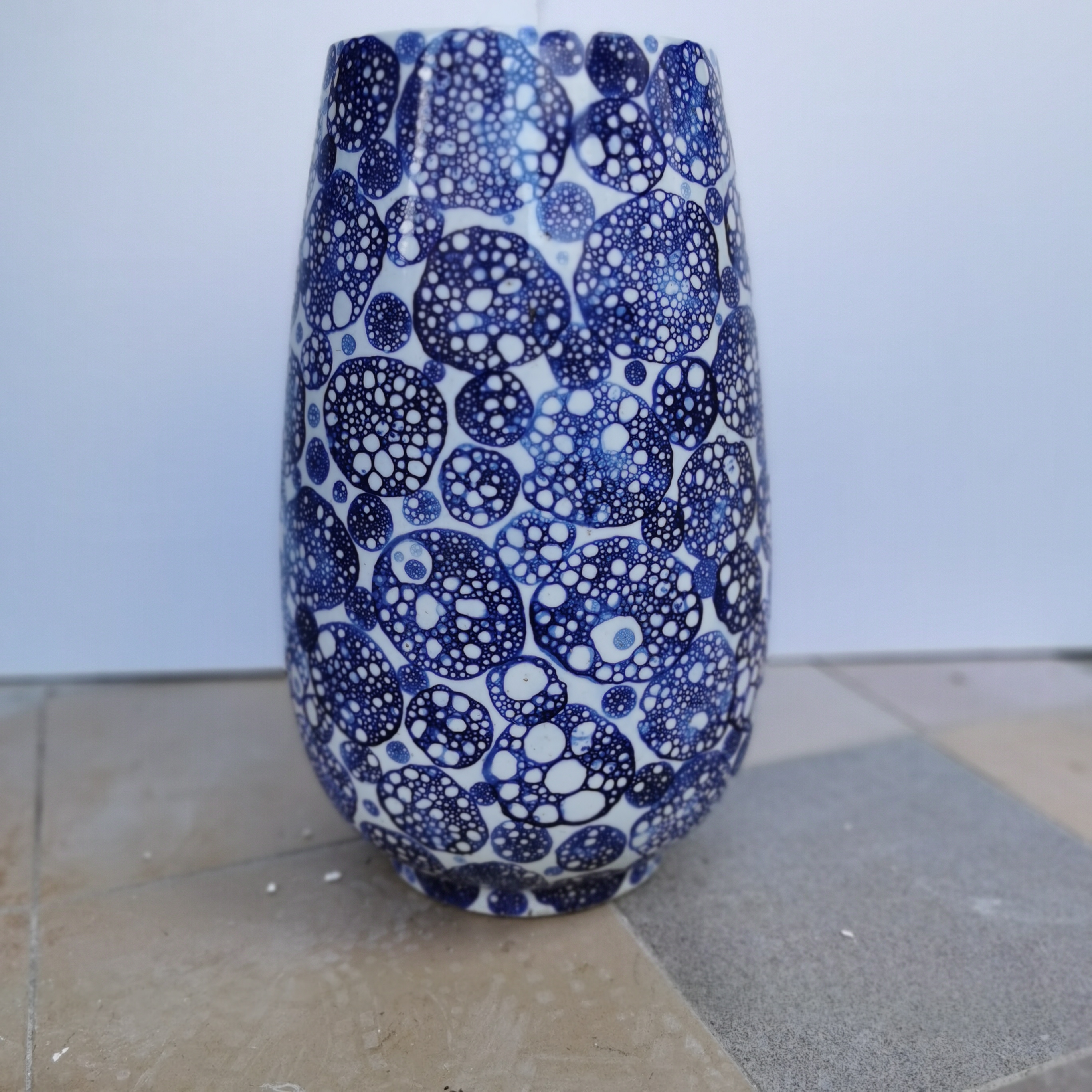 瑕疵品纯手工手绘景德镇高白泥青花水泡泡纹花瓶摆件口径18高44