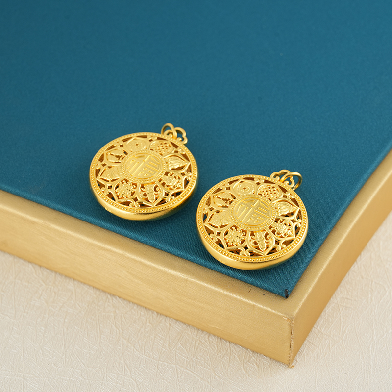 足银银制品 【魏来】时尚精美足银福牌吊坠手工挂坠（32×9mm）