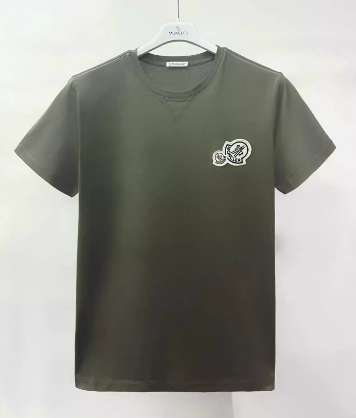 未使用 MONCLER M 24夏 军绿胸口双Logo 男士短袖T恤 8C00058