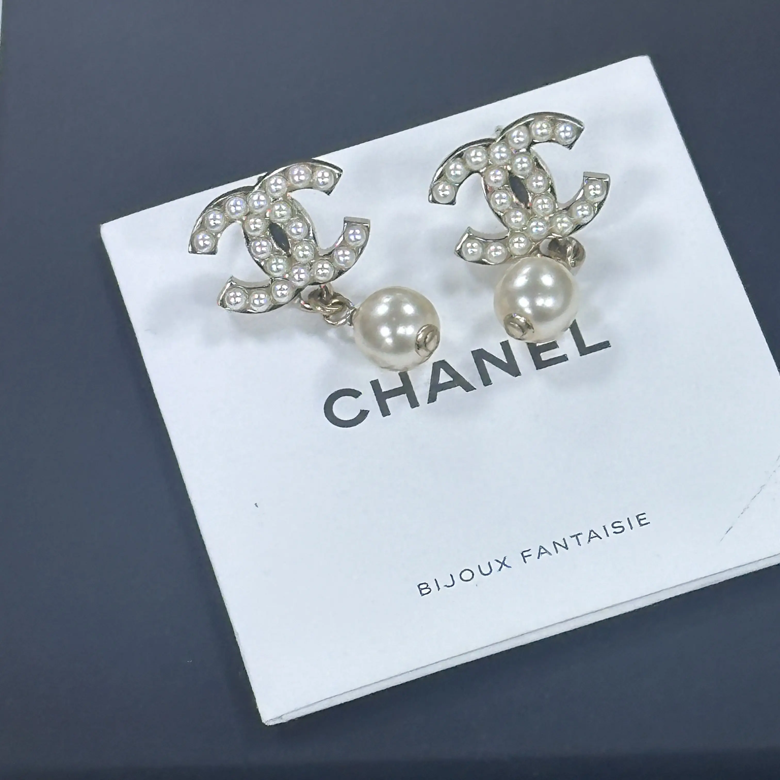 99新 Chanel/香奈儿 香槟金珍珠双C 耳环 07V/AE0164