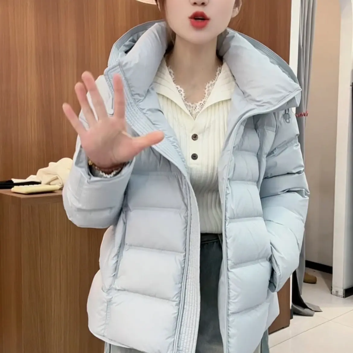 香港一诺7111衣长65充绒量168克 中长款羽绒服