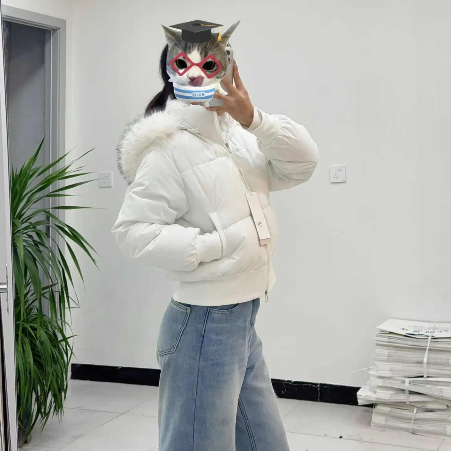 新款冬季短款收腰显瘦白鸭绒大毛领羽绒服外套