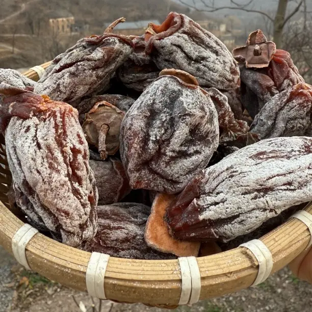 太行山老树老式白霜柿饼农家纯手工晾晒白霜软糯香甜