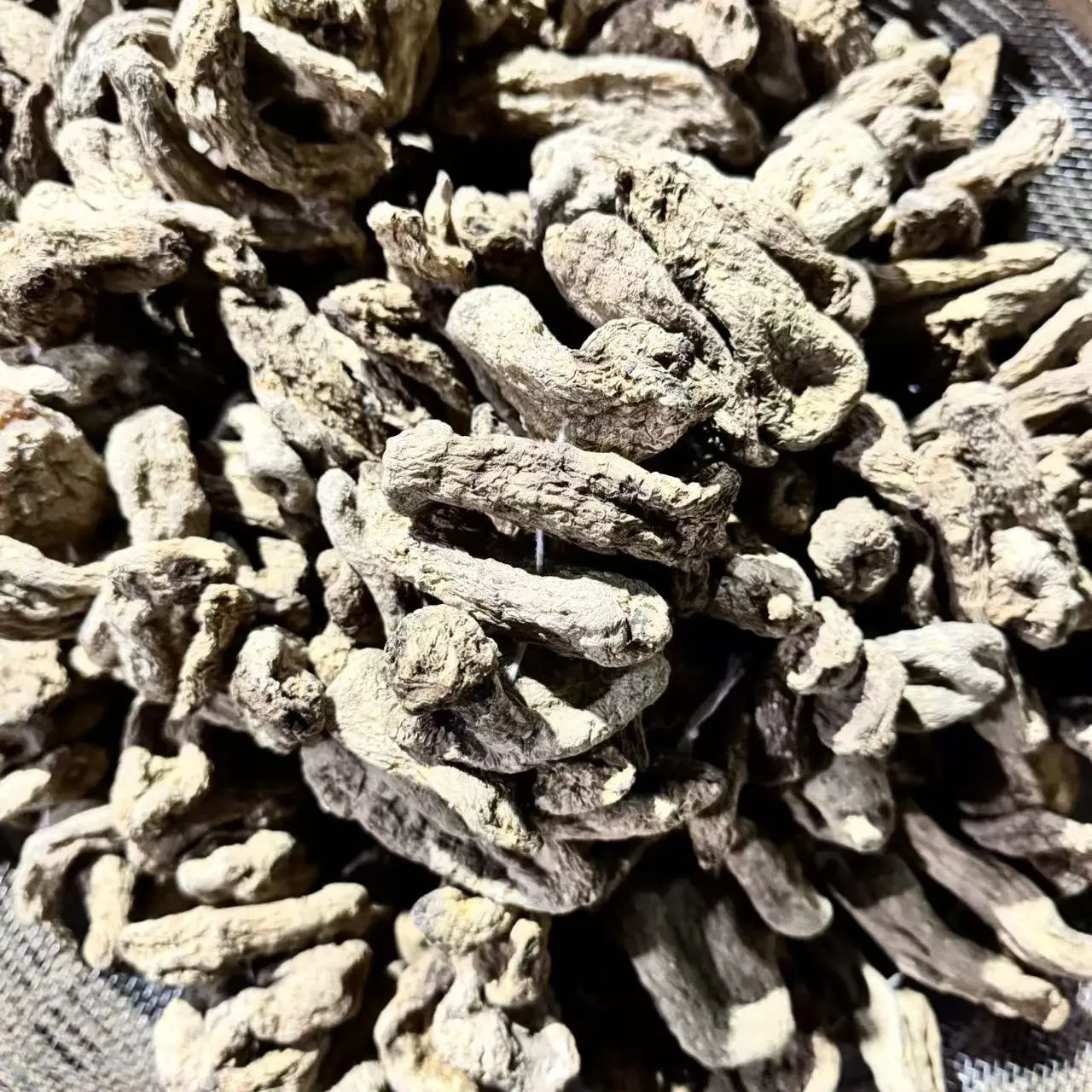 中缅山货-现收土特产/串串乌天麻