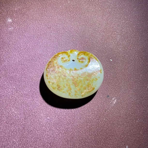 和田玉如意平安锁挂件天然材质精工之作