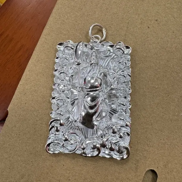 吊坠足银 吊坠足银 999足银关公吊坠实心设计男款时尚百搭